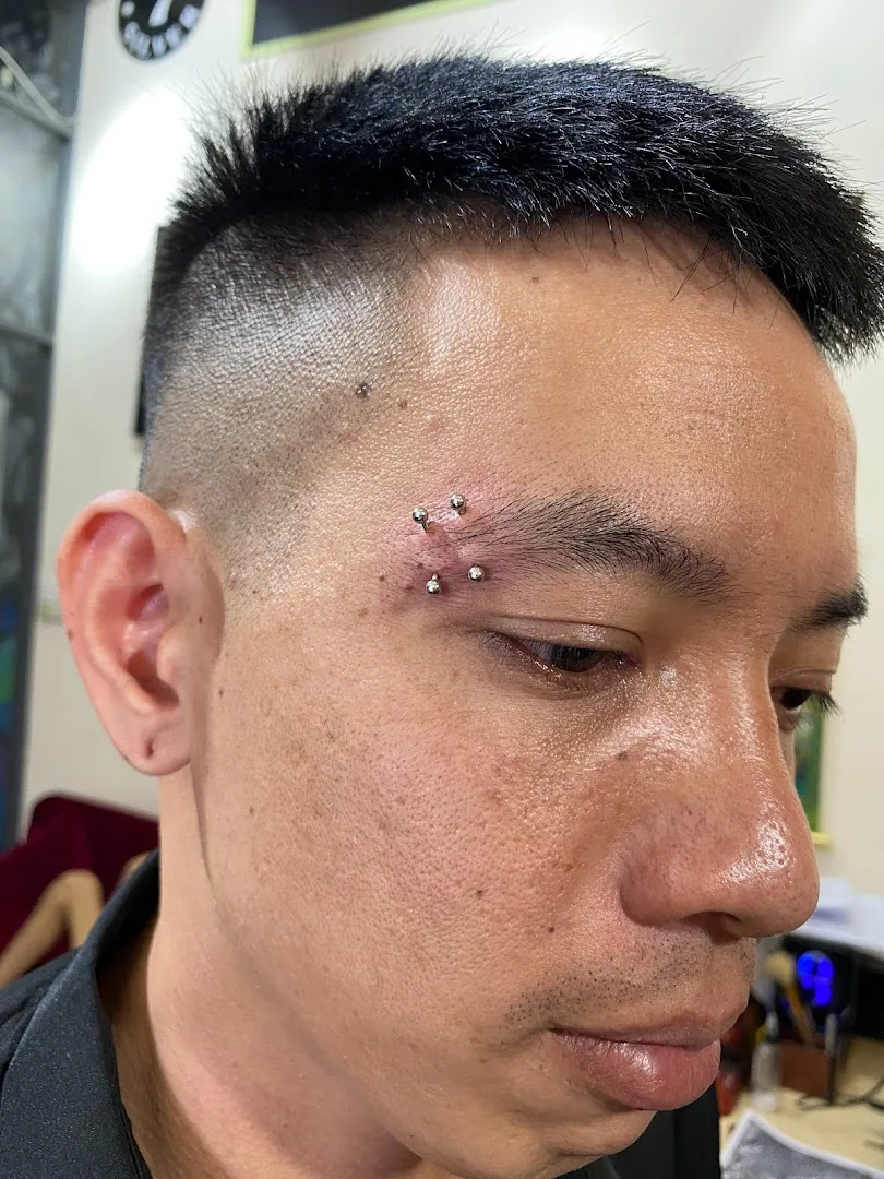 Xỏ Khuyên - Piercing - Đạt Nguyễn Tattoo Studio