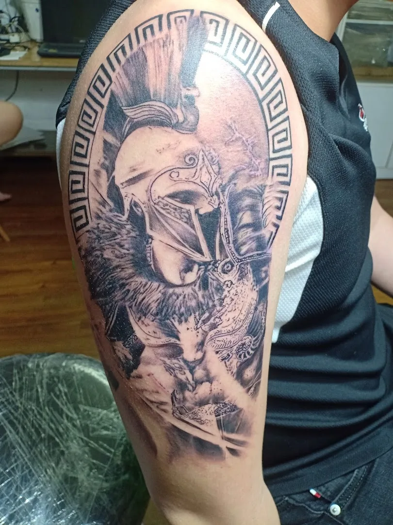 Rowena Tattoo Club