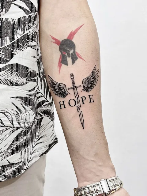 N Tattoo & Piercing