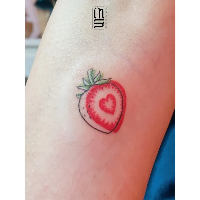 Ỉn ỉn tattoo