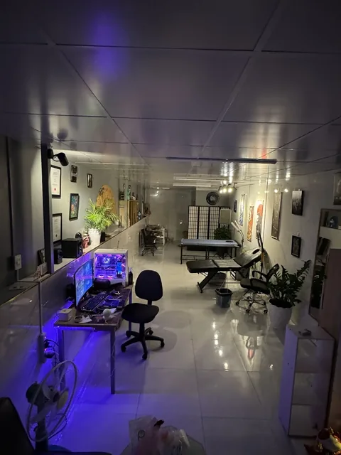 Tiệm Xăm Chữa Lành
