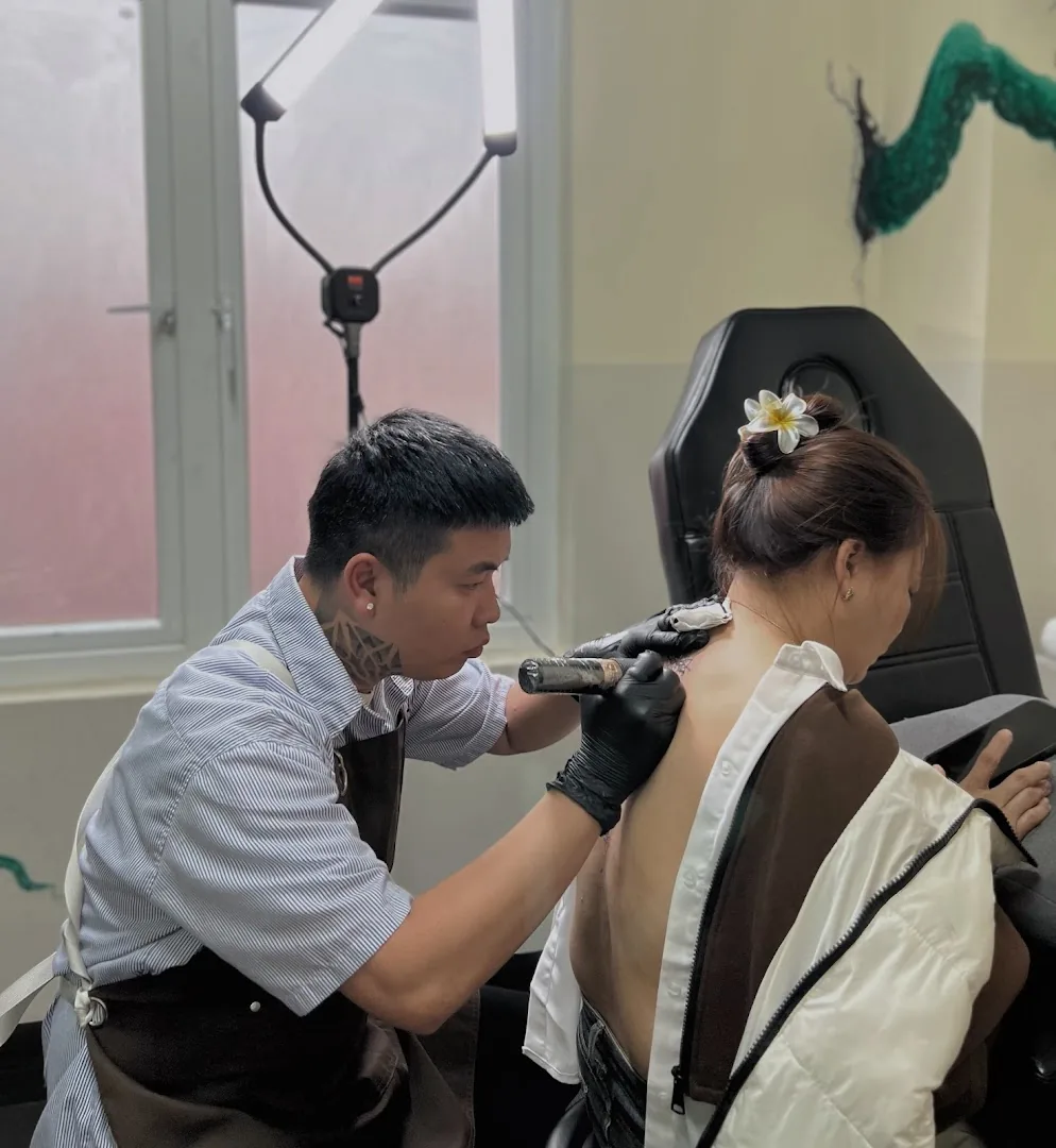 Tiệm Xăm Nho Nhỏ Đà Lạt