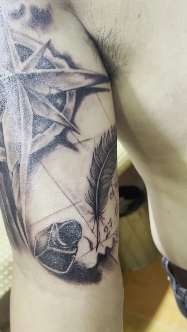 Tattoo Khánh Charlie Đà Lạt