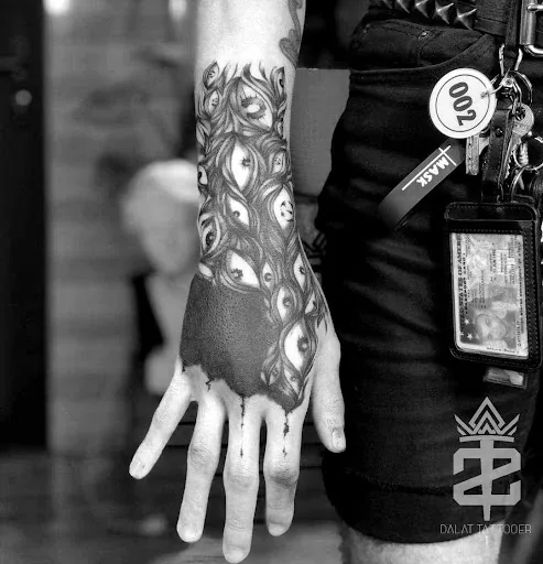 2T DaLat Tattooer