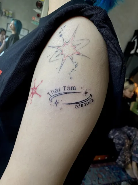 Put some ink - Tattoo Studio.dng