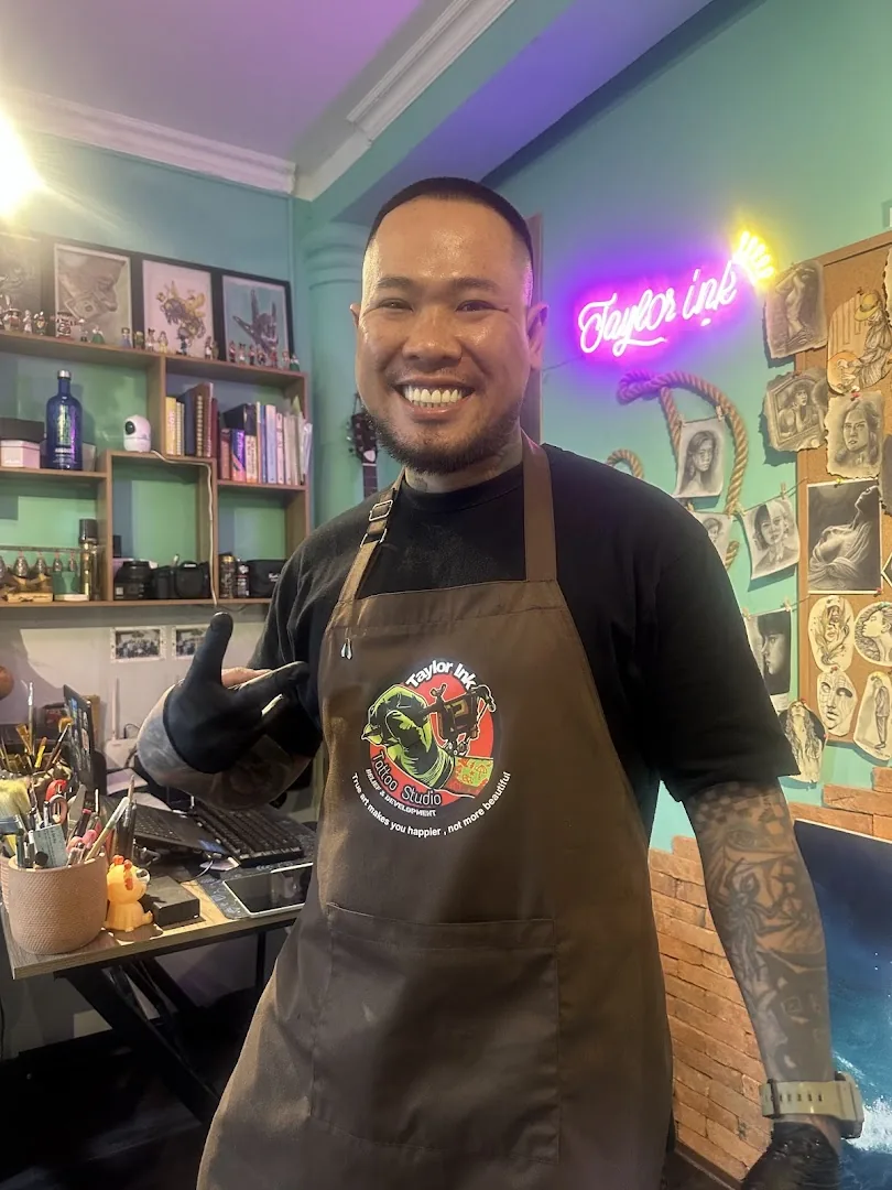 TAYLOR INK Tattoo studio