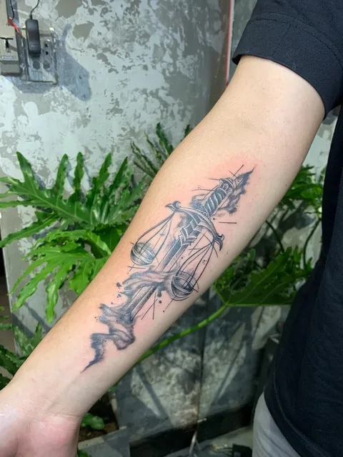 TATTOO HOME & PIERCING