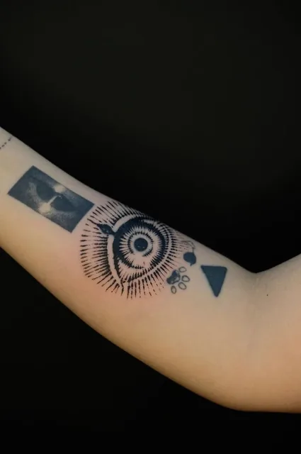 POWxPOW Tattoo Studio