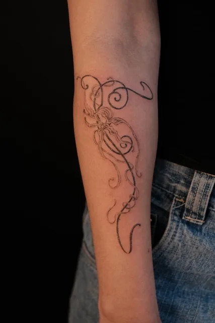 POWxPOW Tattoo Studio