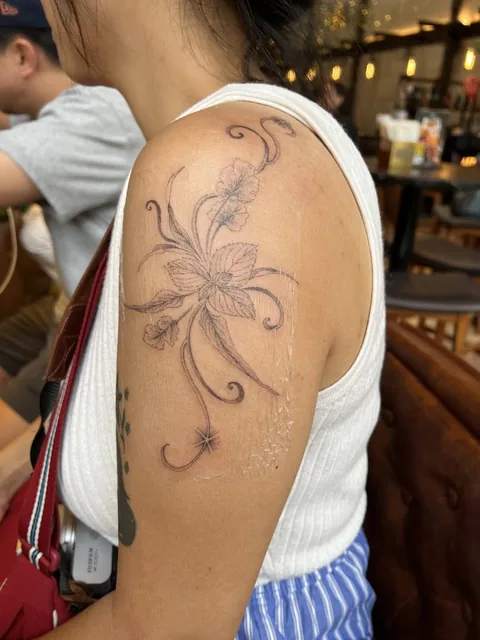 POWxPOW Tattoo Studio