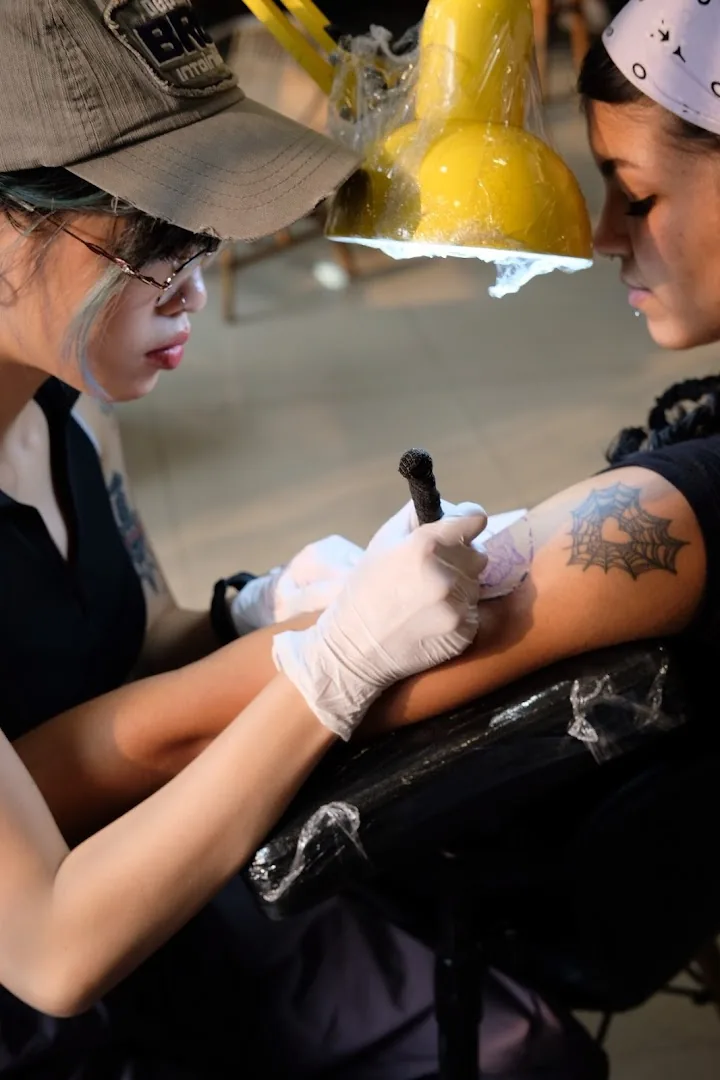 Dori Handpoke - Stick and Poke Tattoo