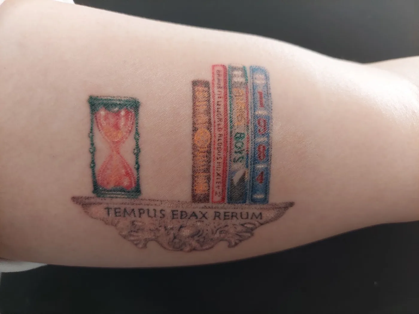 Dori Handpoke - Stick and Poke Tattoo