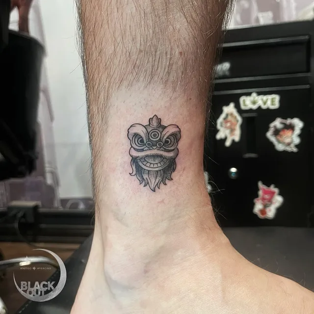 BlackOut Room Tattoo – Tattoo & Piercing Studio