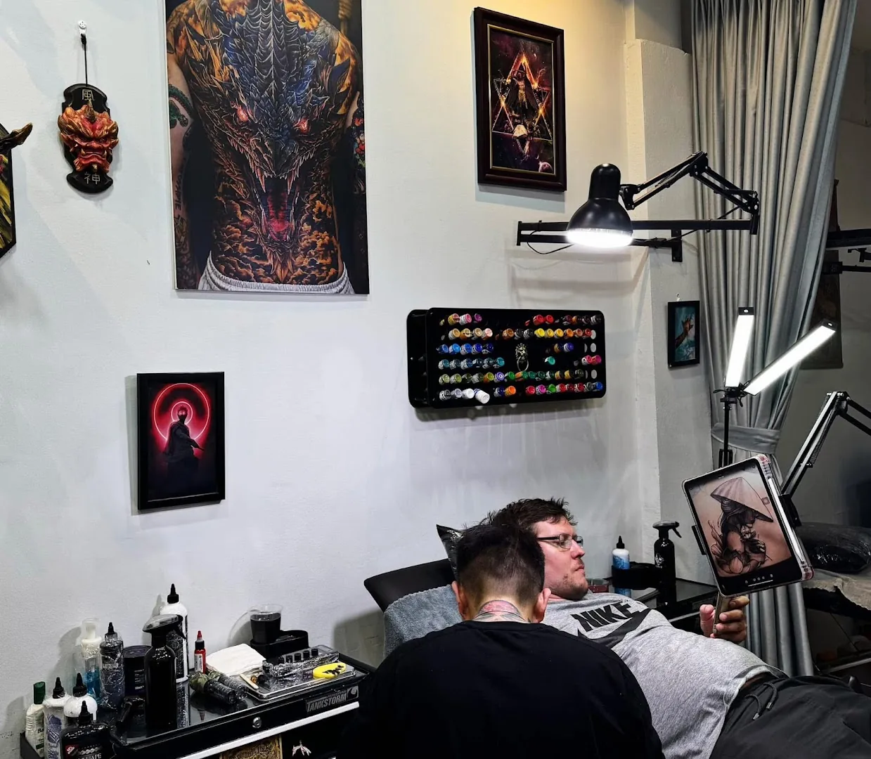 Phong 's Tattoo Studio
