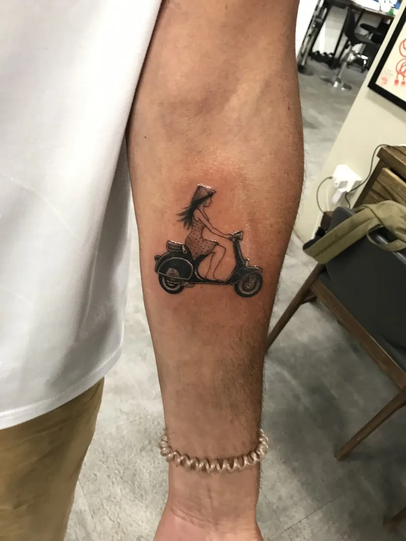 The Hangout Tattoo Studio - Ha Noi