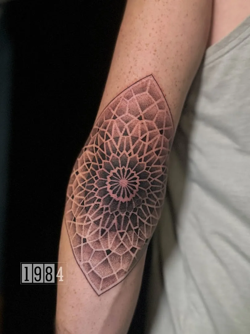 1984 Tattoo & Piercing Studio