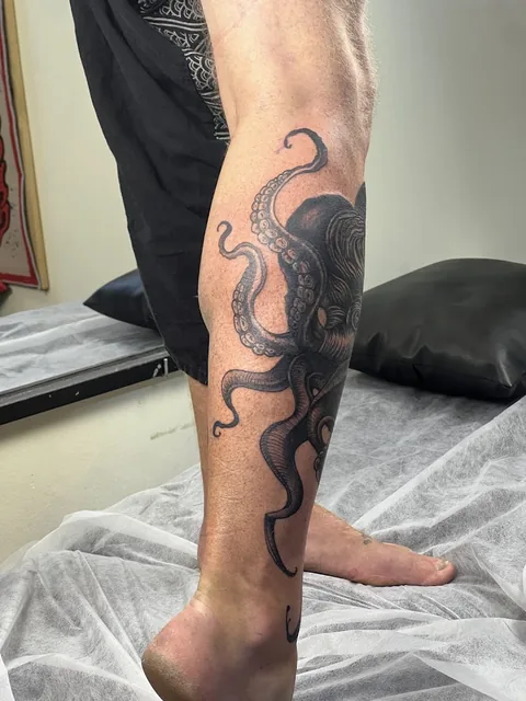 Thường Tattoo Studio