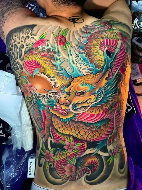 Xăm hình Hóc Môn SixTeen Tattoo