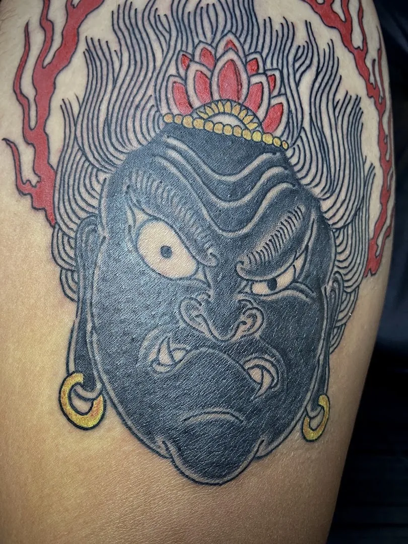 Xăm hình Hóc Môn SixTeen Tattoo